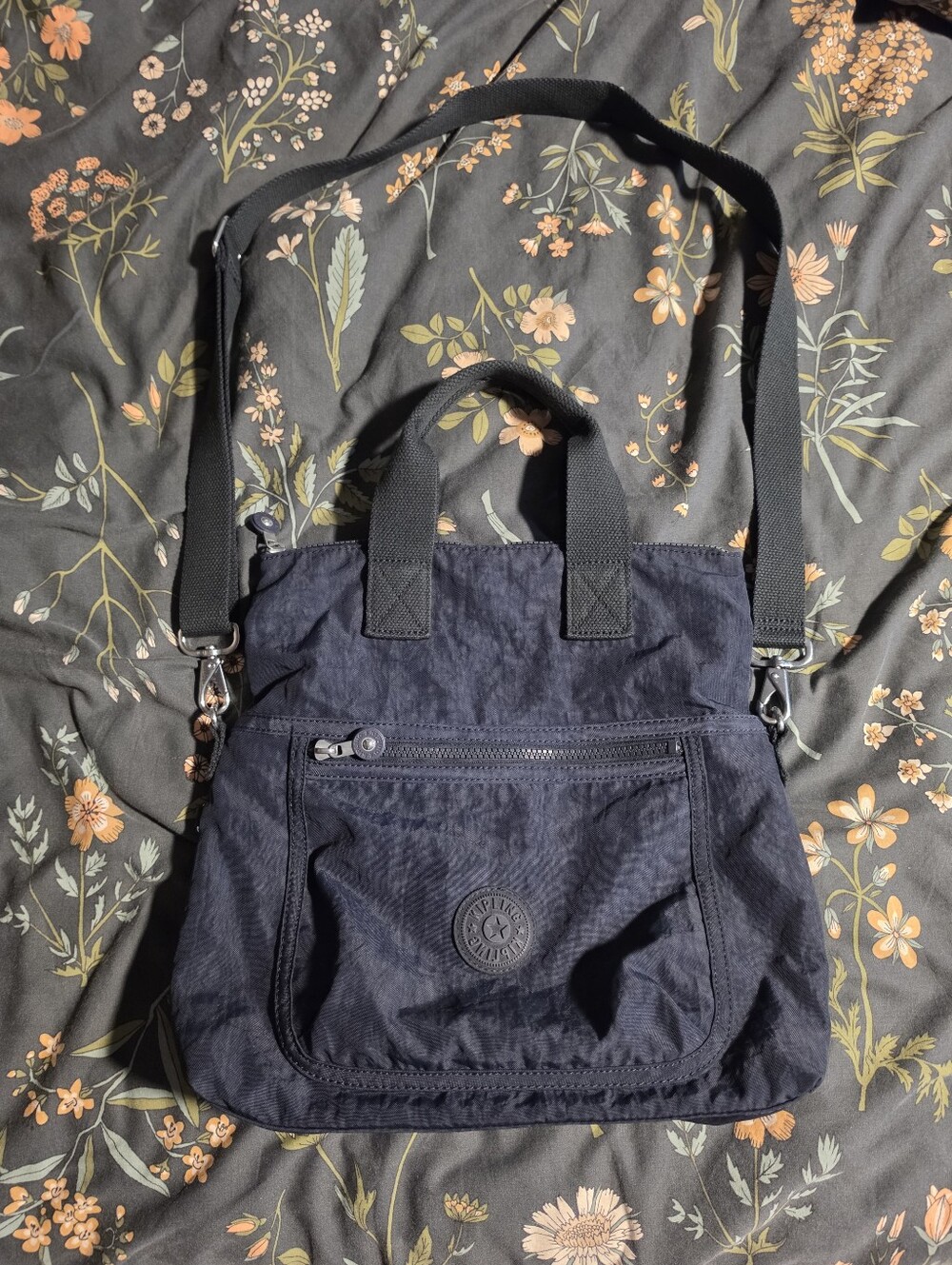Kipling Crossbody - Picture 2 of 4